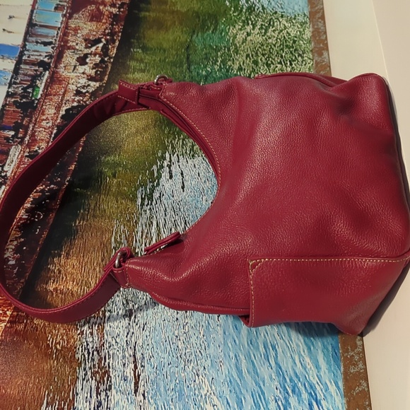 Genuine red pebbled leather hobo style shoulder bag - Picture 3 of 13